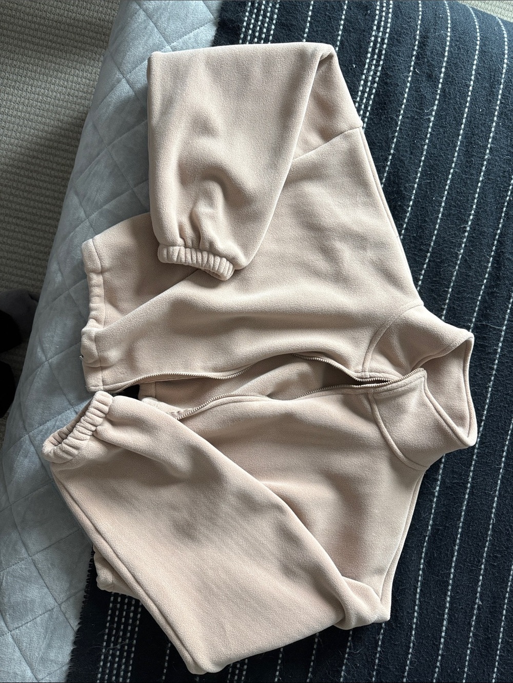 Neutral Beige Zip-Up Sweatshirt CROPPED LENGTH